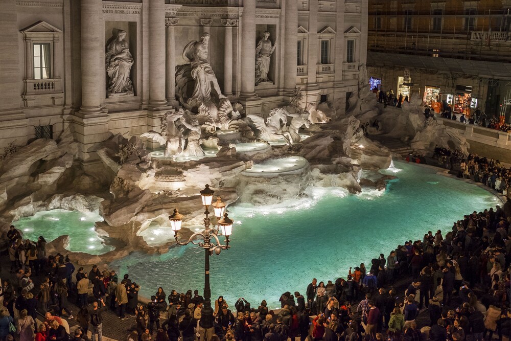 fantastic views of the trevi fountain预订, 2019罗马fantastic
