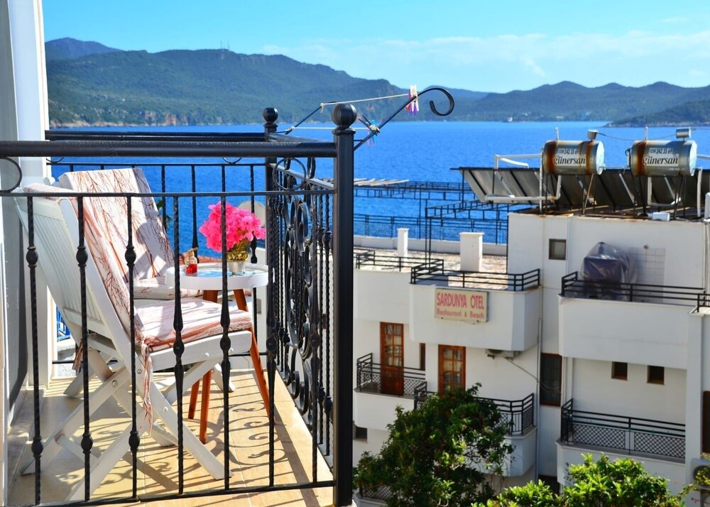 book white house pension in kas hotels com