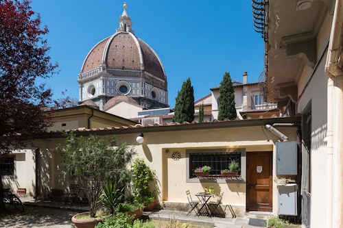 La Gabbia Del Grillo Florence Italy Florence Hotel Discounts Hotels Com
