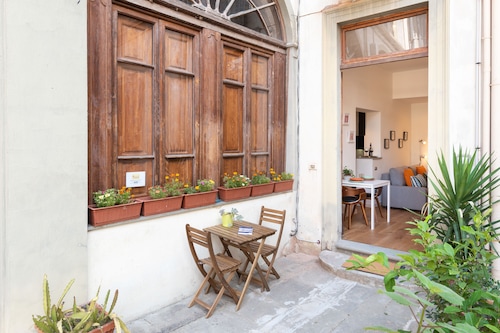 La Gabbia Del Grillo Florence Italy Florence Hotel Discounts Hotels Com