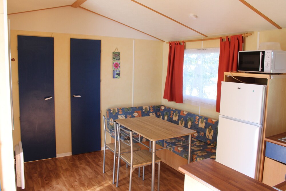 Book Camping Le Pontis In Verteillac Hotels Com