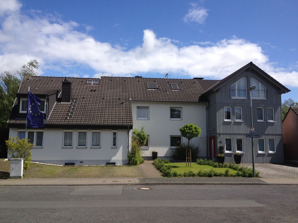Apartmenthaus Somborn Bochum Germany Hotel S Apartmenthaus Somborn Bochum