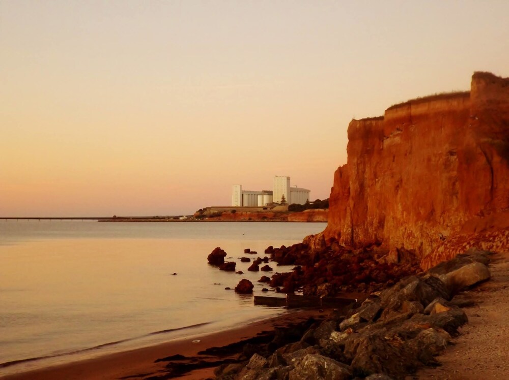 Book Ardrossan Caravan Park In Ardrossan Hotels Com