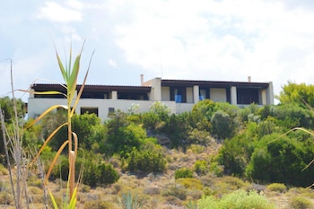 15 Closest Hotels To Banana Beach In Zakynthos Hotelscom