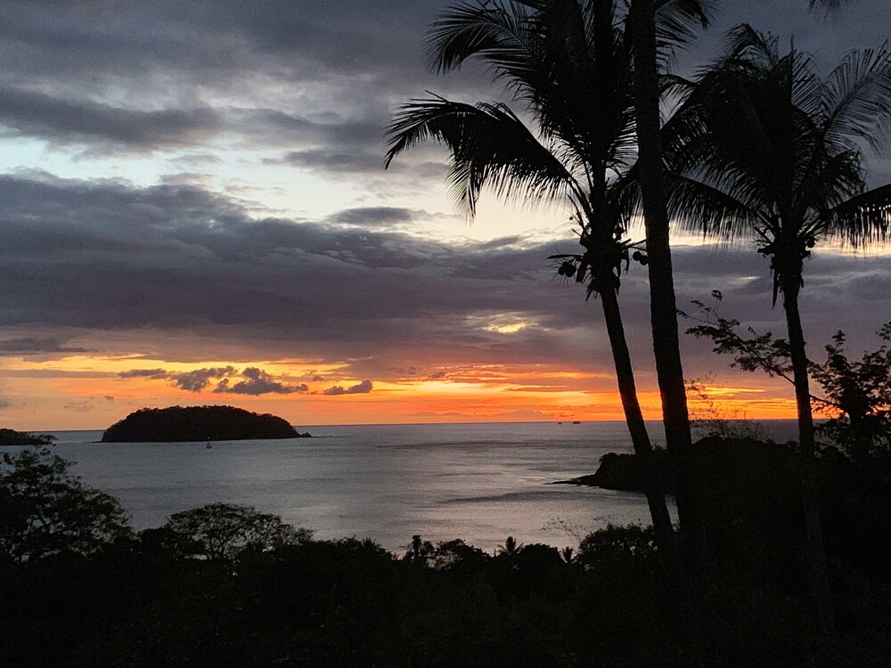 breathtaking views - private home - beautifully landscaped