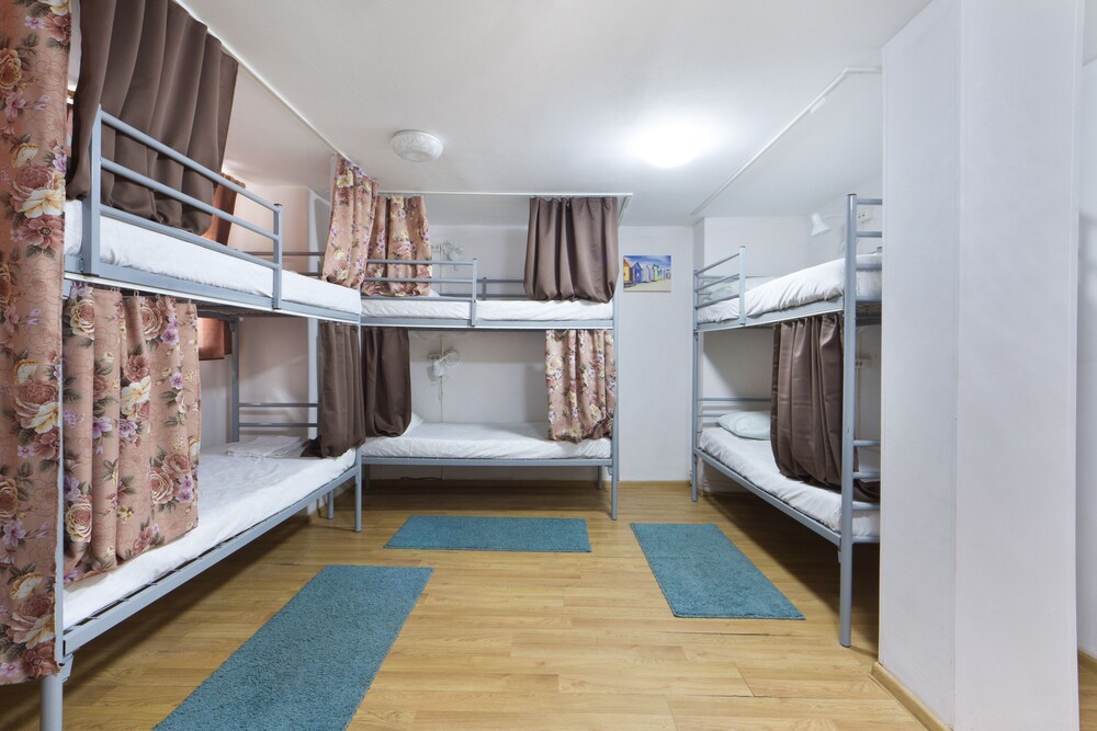travel hostel