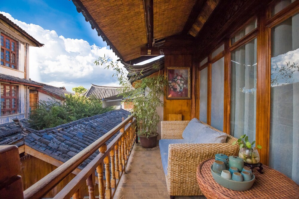 温馨9人3居室 - 阳台