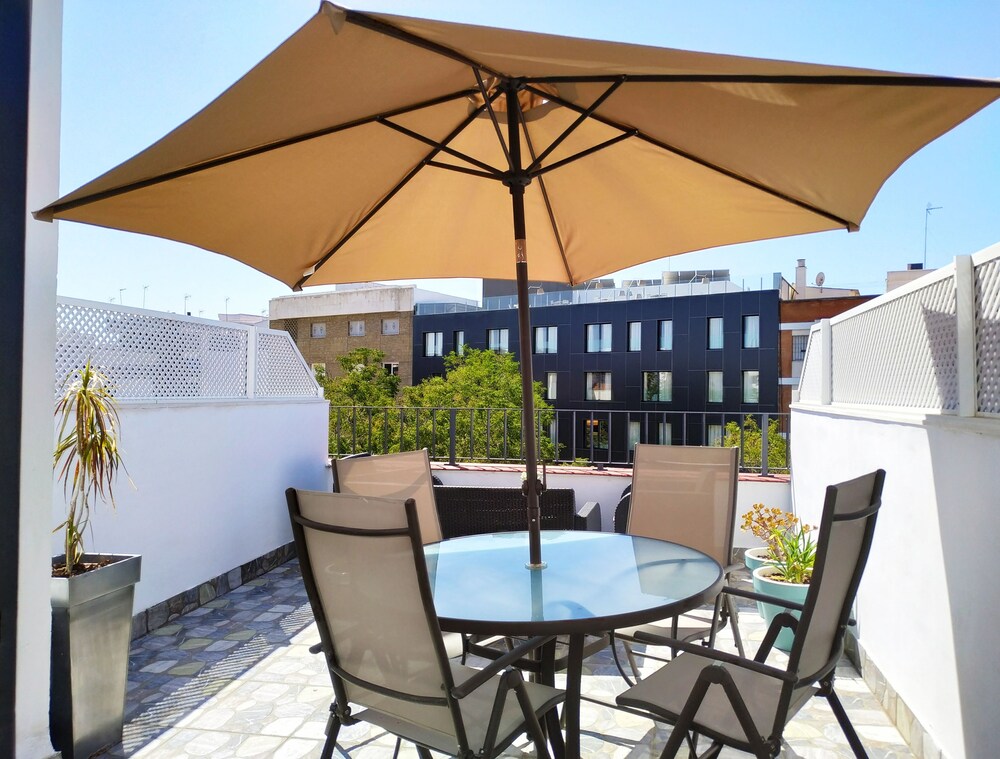 Book Charming Terrace Sevilla In Seville Hotels Com