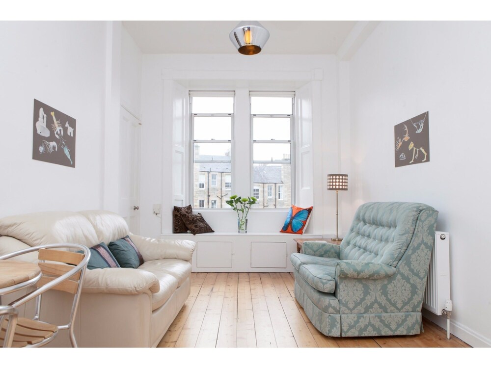 Book Cozy 1 Bed Flat In Stockbridge Sleeps 4 In Edinburgh Hotels Com Our dedicated property manager will take all the stress and. cozy 1 bed flat in stockbridge sleeps 4