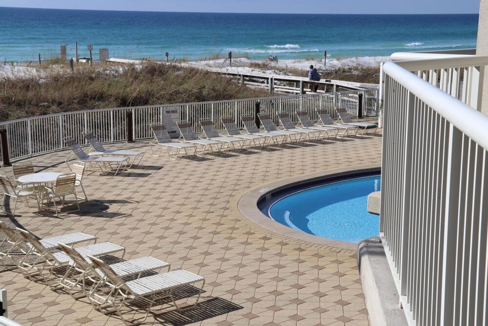 Book Summer Place Beach Resort By Panhandle Getaways In Fort Walton Beach Hotels Com
