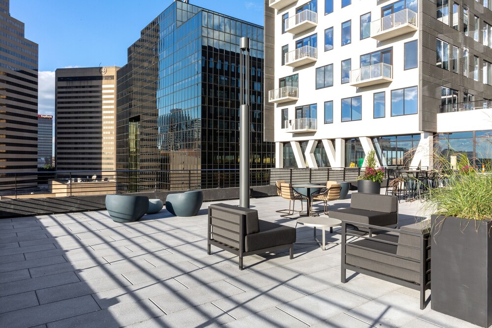 Book Stay Alfred At 80 On The Commons In Columbus Hotels Com