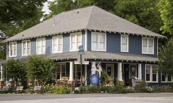15 Closest Hotels To Blanchard Springs Caverns In Mountain View 15 Closest Hotels To Blanchard Springs Caverns In Mountain View