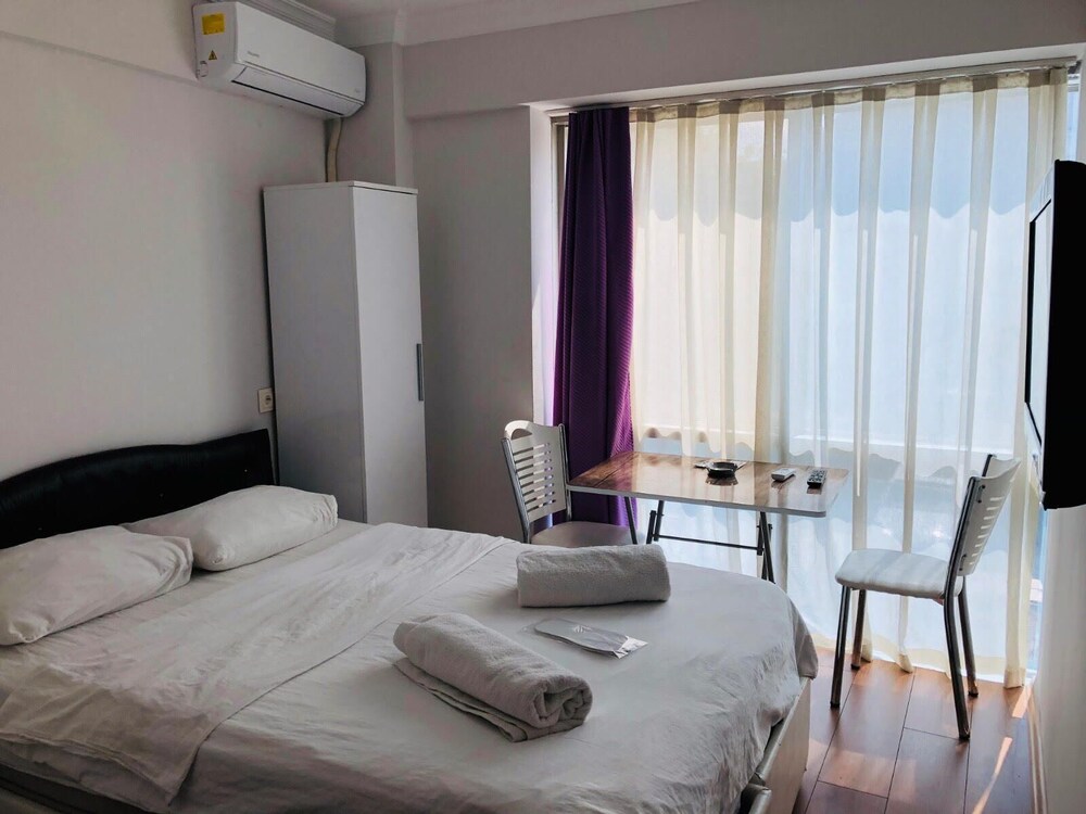 Apart Hotel 1460 Alsancak Izmir Hotels Com