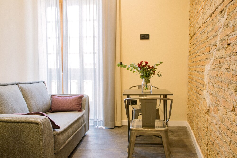 Apartamentos Fana Adults Recommended Malaga Hotels Com