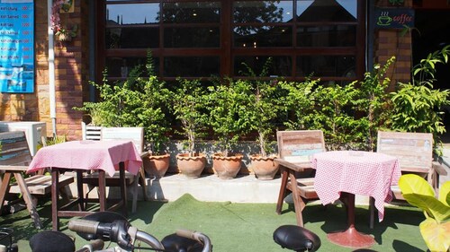 サム バンディート のホテル 宿泊予約 格安ホテル予約 最安値検索 ホテルズドットコム 多数の宿泊施設のキャンセル無料