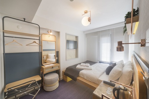 Book Viva La Vita Butik Otel In Izmir Hotels Com