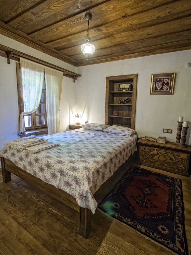 birgi yeni gelin evi in odemis book on hotels com