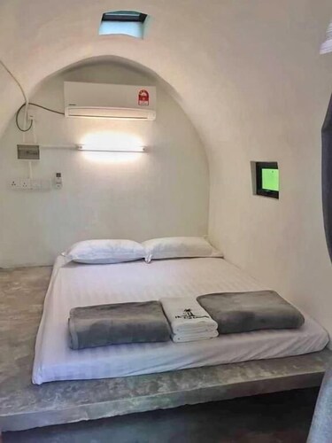 Eco Capsule Resort George Town Updated Price Reviews Hd Photos Hotels Com