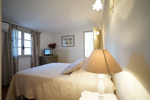 Villas Du Luberon Appartement Hortensia Gargas France Gargas Hotel Discounts Hotels Com