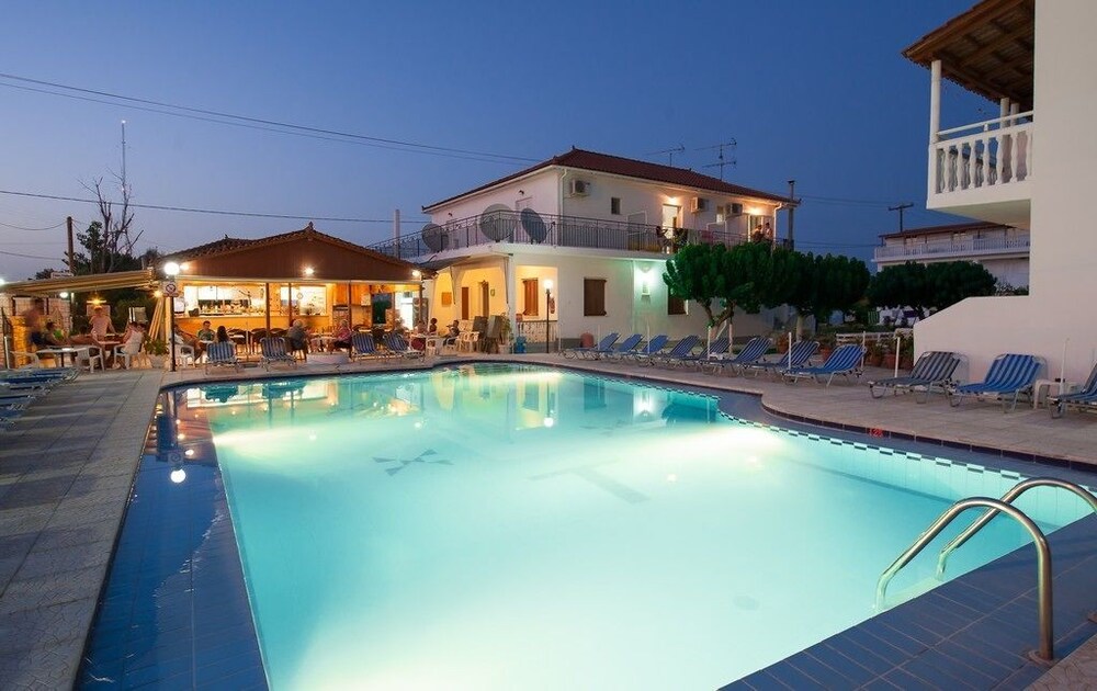 tassia studios laganas