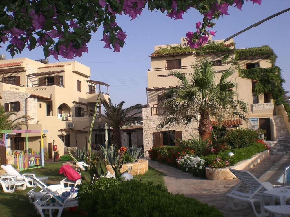 Book Villa Andreas In Hersonissos Hotels Com