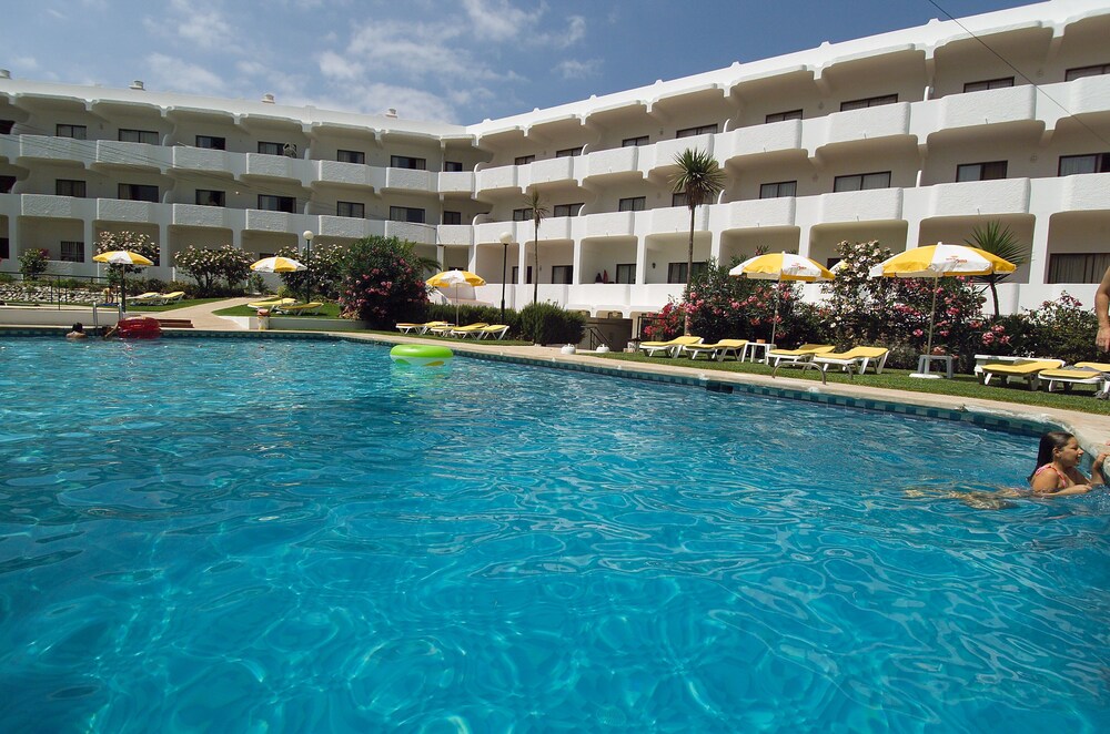 Interpass Alvaflor Quarteira Portugal Quarteira Hotel Discounts Hotels Com