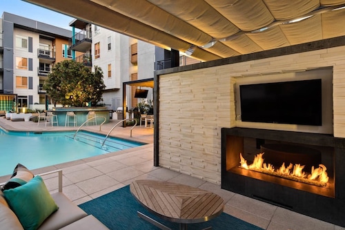 Book Kasa Orange County Apartments In Orange Hotels Com