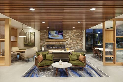 ホテルズドットコム