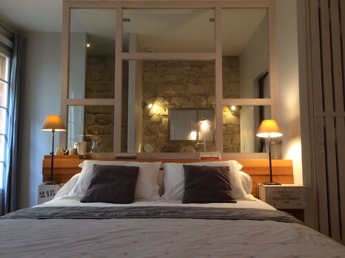 top hotels in chartrons bordeaux france hotels com