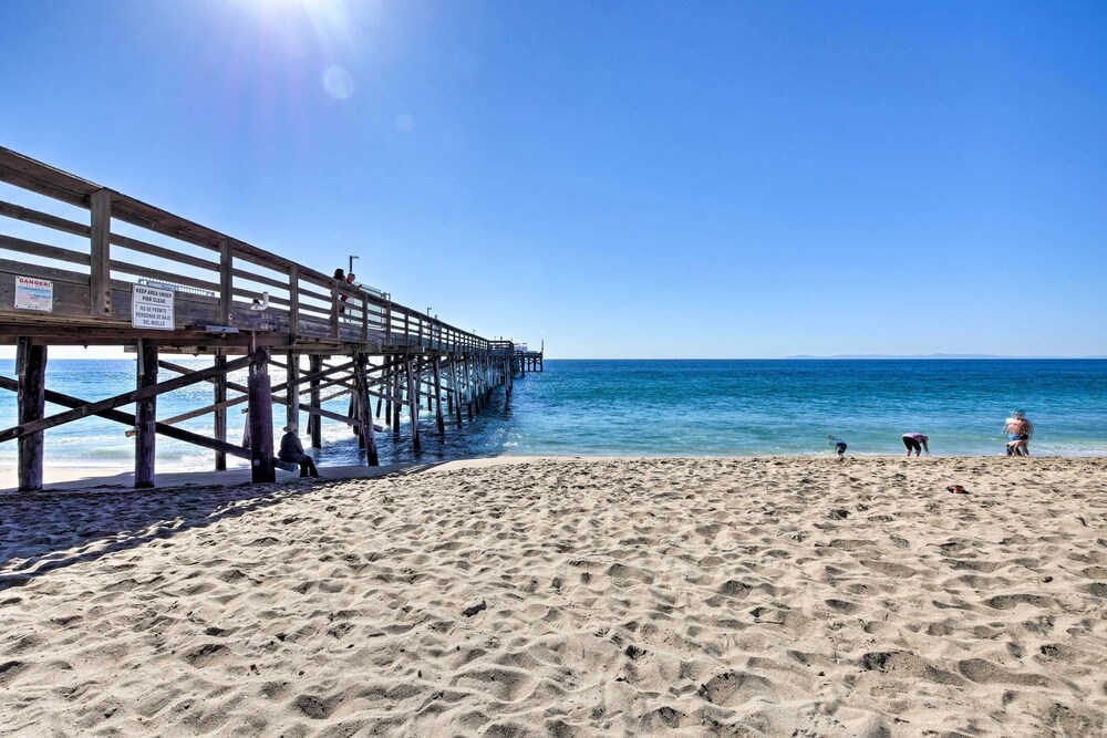 this is the house.on the sand.walk to the water.