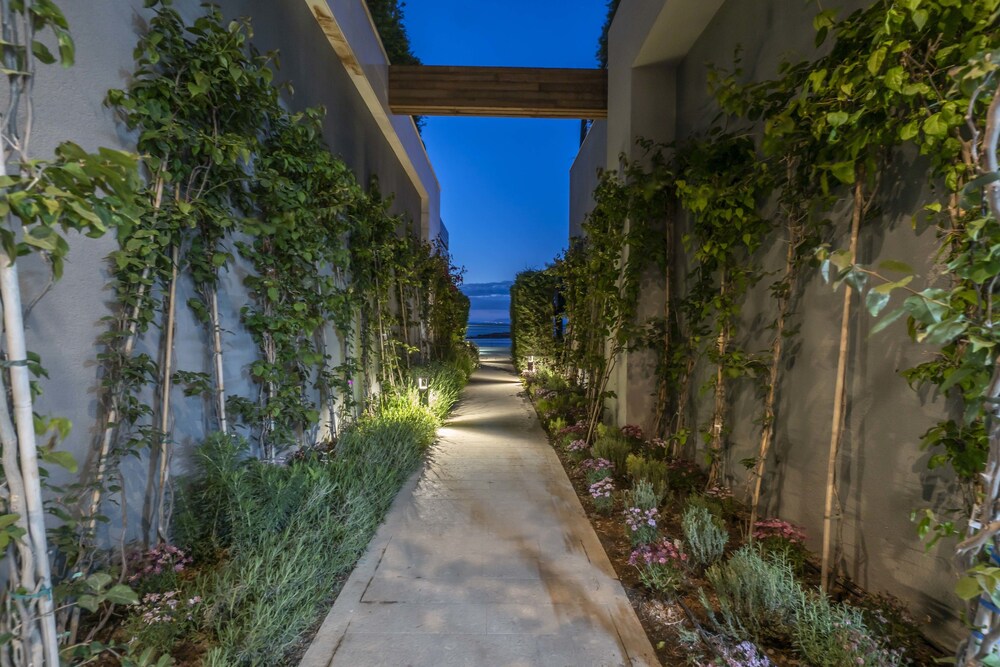 Book The Elysium Yalikavak In Bodrum Hotels Com