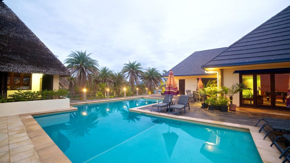 斐济理想海滨酒店