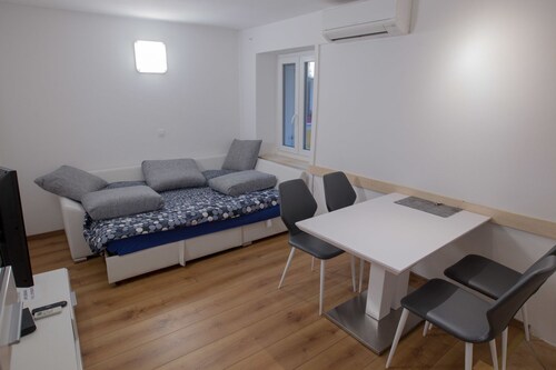 Best Apartment Rentals In Piran Hotels Com