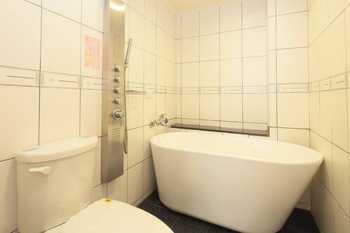 羅東夜市 幸福yes 二館 住宿預訂優惠及飯店資訊 Hotels Com