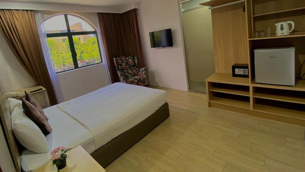 Book Sh Hotel Kota Damansara In Petaling Jaya Hotels Com