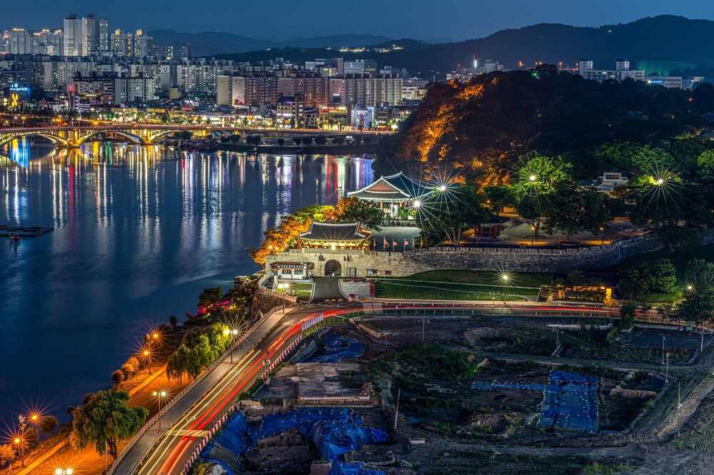 江南区郁锦香精华饭店预订, 2019晋州江南区郁锦香精华饭店价格