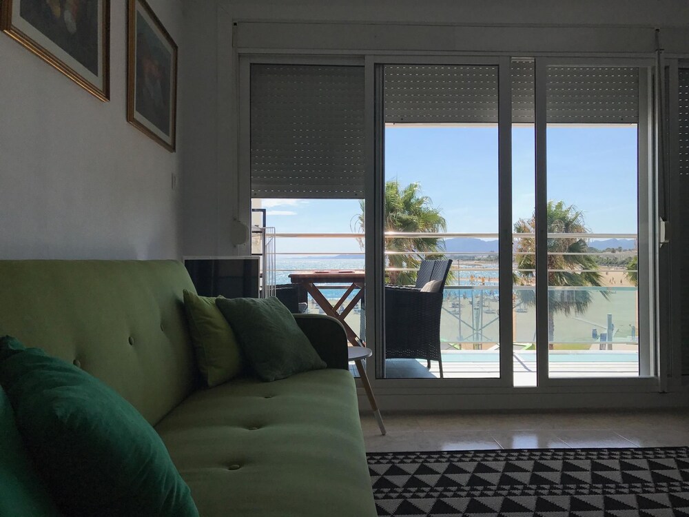 Apartamento Mº Blanca Vista Mar 1a Cambrils Hotels Com