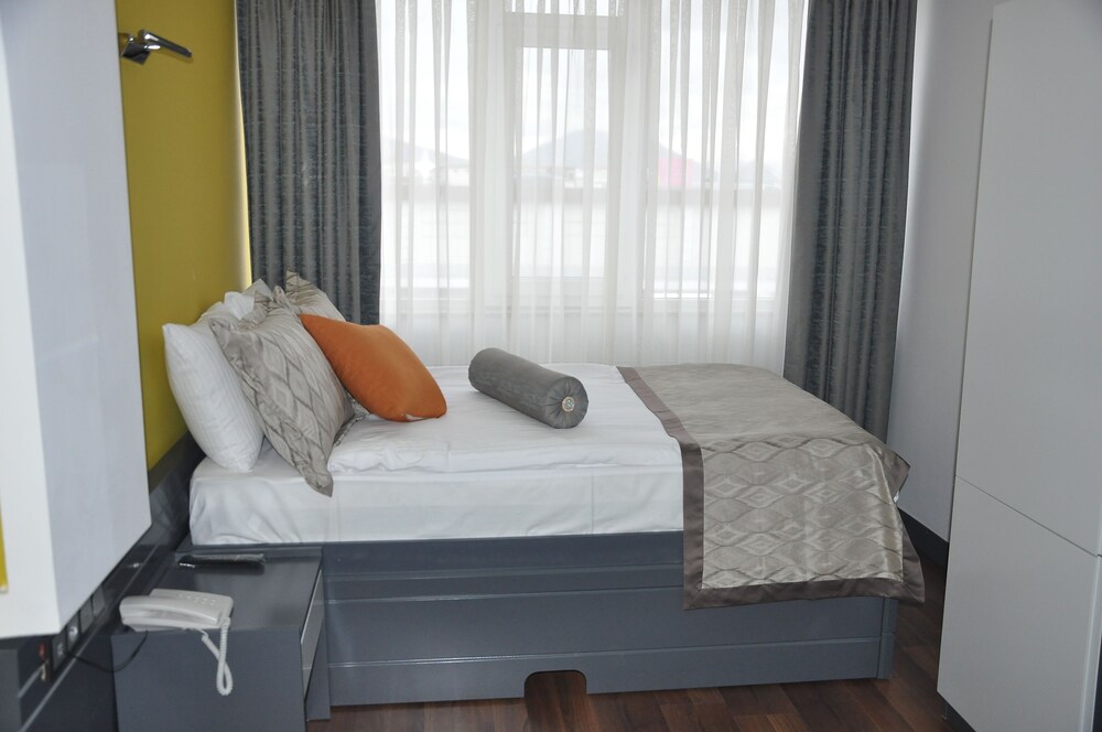 Koc Otel Elit Terminal Isparta Hotels Com