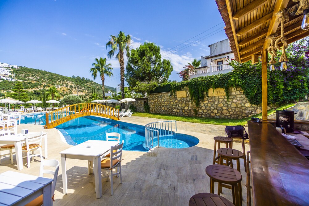 Mira Suites Bodrum Hotels Com