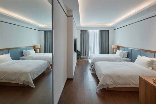 フローラル ホテル重慶シンユェフゥイ 花筑 重庆观音桥星悦荟酒店 チョンチン の宿泊予約 ホテルズドットコム フローラル ホテル重慶シンユェフゥイ 花筑 重庆观音桥星悦荟酒店 チョンチン の宿泊予約 ホテルズドットコム