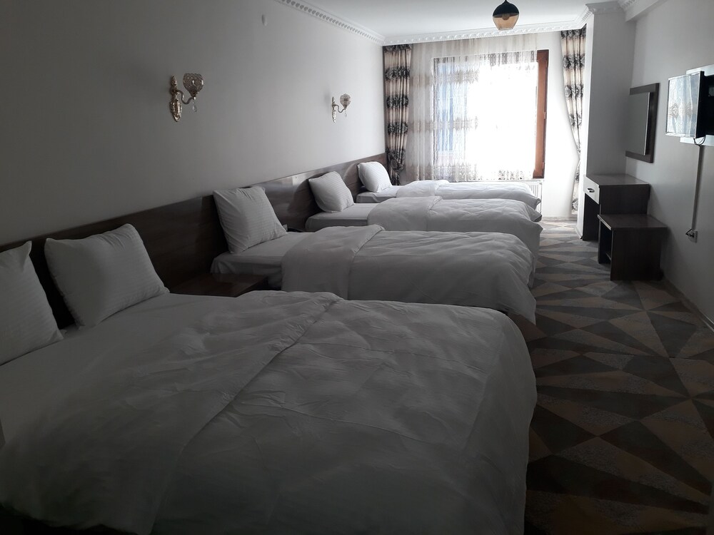 احجز توبراك هوتل في فان قارن أسعار الفنادق في فان