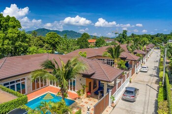 ภาพ Rawai Private Villas - Pool and Garden ใน ราไวย์