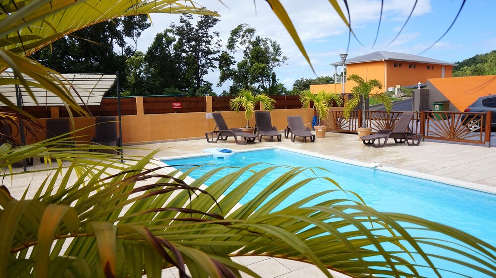 Apartment With One Bedroom In Deshaies With Shared Pool Enclosed Garden And Wifi 900 M From The Beach Deshaies Guadeloupe Deshaies Hotel Discounts Hotels Com