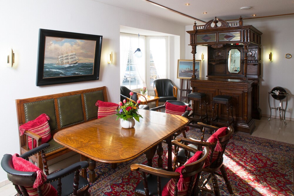 Hotel Haus Seeschwalbe In Cuxhaven Hotels Com