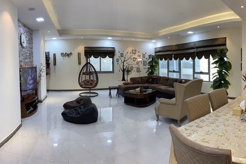 غرف نوم بالقرب