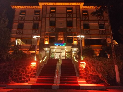 15 Closest Hotels To Agaran Waterfall In Cayeli Hotels Com