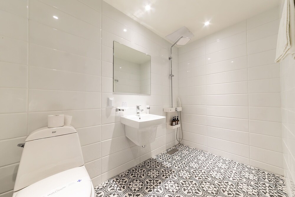 ピョンテク セビリア ホテル 平澤 の宿泊予約 ホテルズドットコム