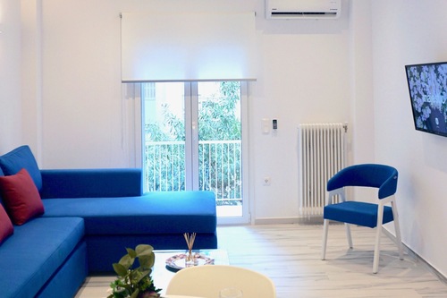Book Central Bright Apt In Athens Near Metro In Athens Hotels Com