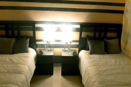 احجز فيلا من غرفتي نوم في المحمدية مع حمام سباحة خاص وشرفة وواي فاي تبع د 2 كم عن الشاطئ في المحمدية قارن أسعار الفنادق في المحمدية