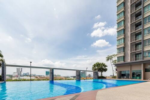 Shaftsbury Residences By Superhost Cyberjaya Malaysia Cyberjaya Hotel Discounts Hotels Com